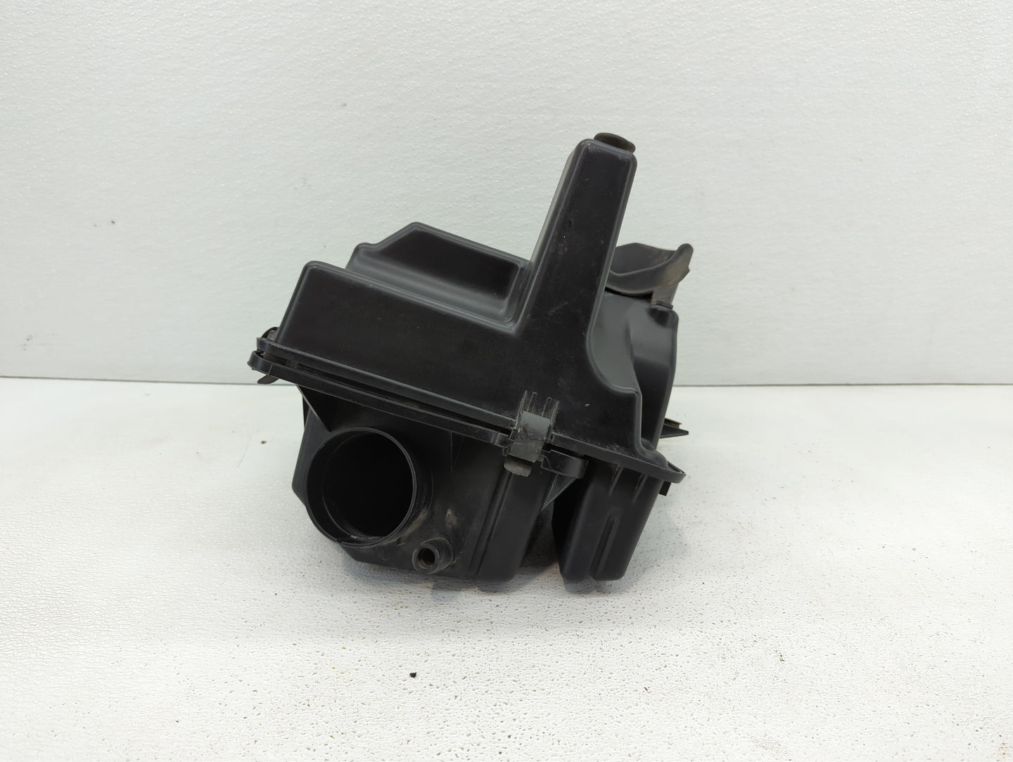 2001-2007 Chrysler Town & Country Air Cleaner Intake-duct Hose Tube - Oemusedautoparts1.com