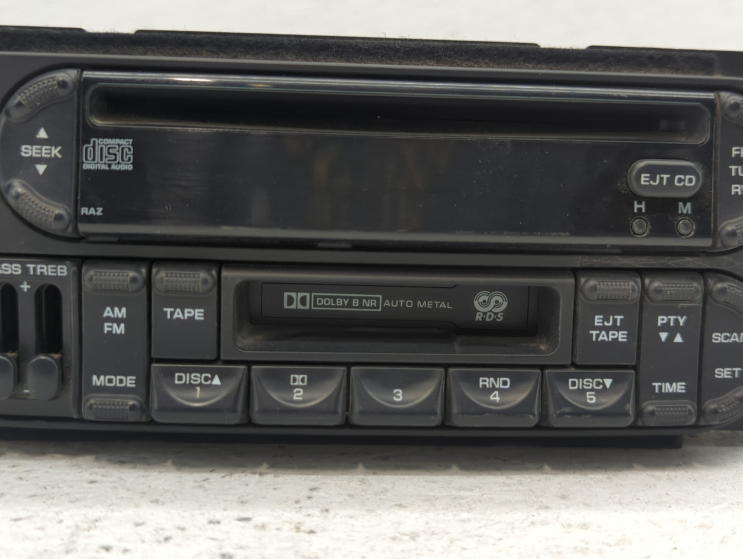 2002-2007 Chrysler Town & Country Radio AM FM Cd Player Receiver Replacement P/N:P05064042AA P56038555AL Fits OEM Used Auto 