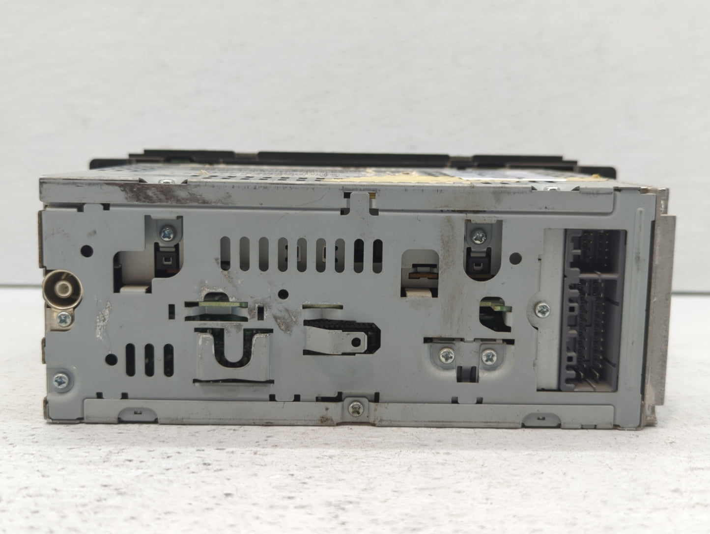 2002-2007 Chrysler Town & Country Radio AM FM Cd Player Receiver Replacement P/N:P05064042AA P56038555AL Fits OEM Used Auto 