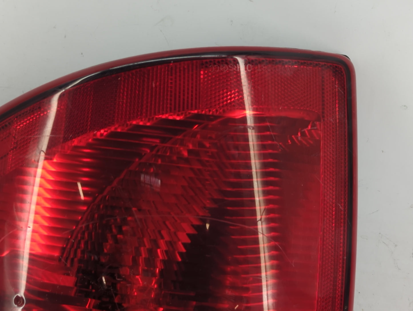 2004-2007 Chrysler Town & Country Tail Light Assembly Passenger Right OEM Fits Fits 2004 2005 2006 2007 OEM Used Auto Parts 