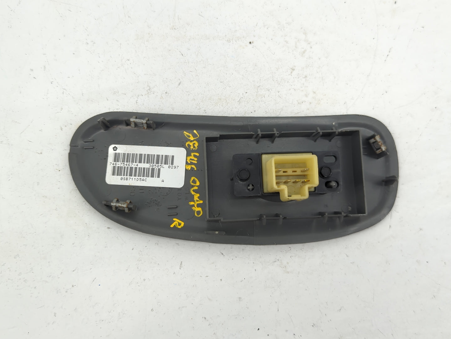 2007 Chrysler Town & Country Master Power Window Switch Replacement Driver Side Left P/N:0SB711D5AC Fits OEM Used Auto Parts