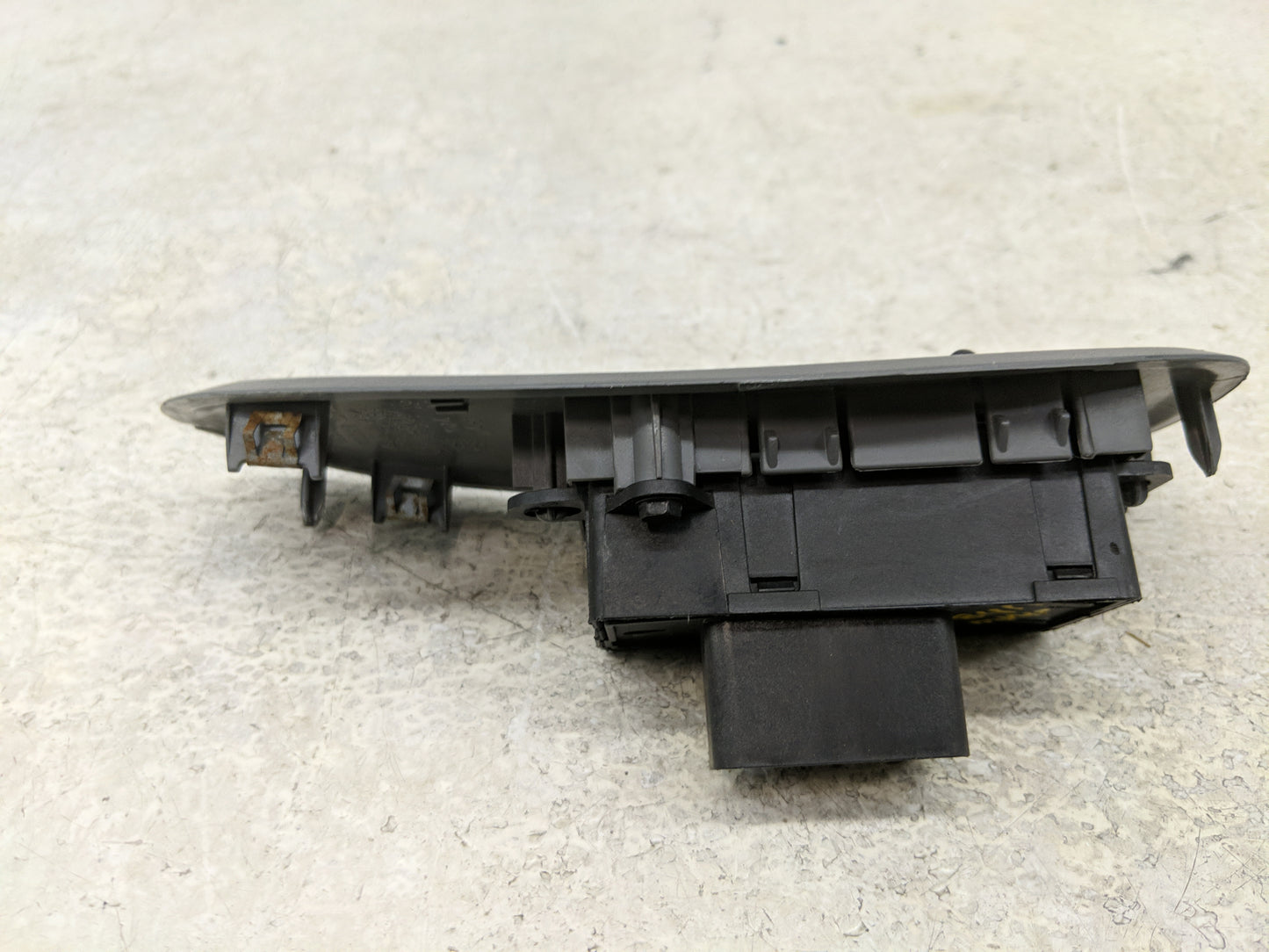 2007 Chrysler Town & Country Master Power Window Switch Replacement Driver Side Left Fits OEM Used Auto Parts - Oemusedautop