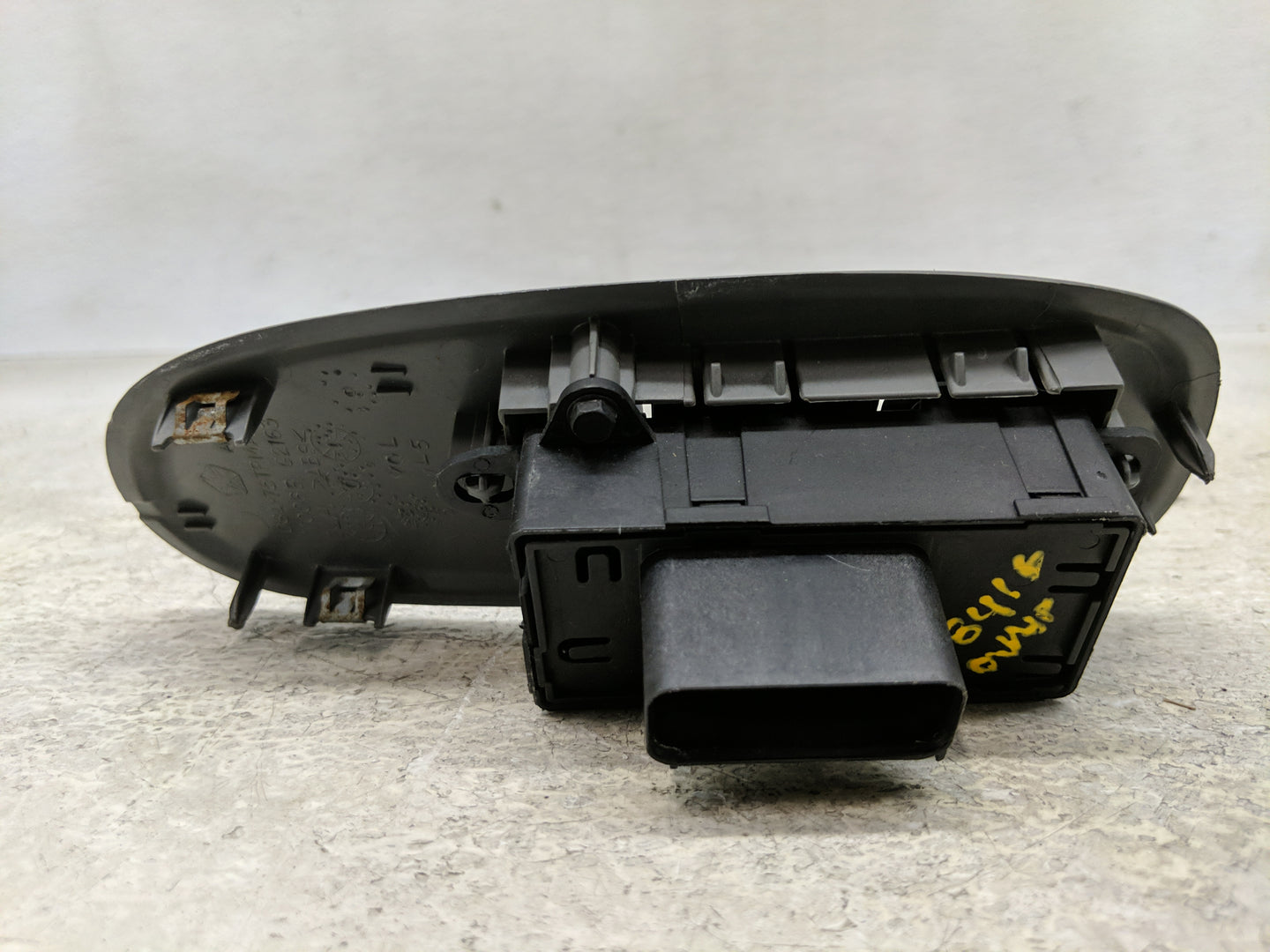 2007 Chrysler Town & Country Master Power Window Switch Replacement Driver Side Left Fits OEM Used Auto Parts - Oemusedautop