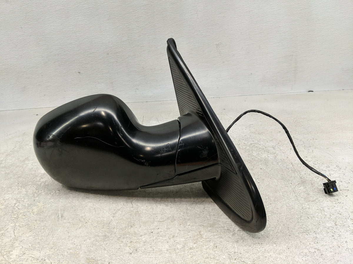 2005-2007 Chrysler Town & Country Passenger Side View Mirror - Right Door Mirror OEM Used - Oemusedautoparts1.com