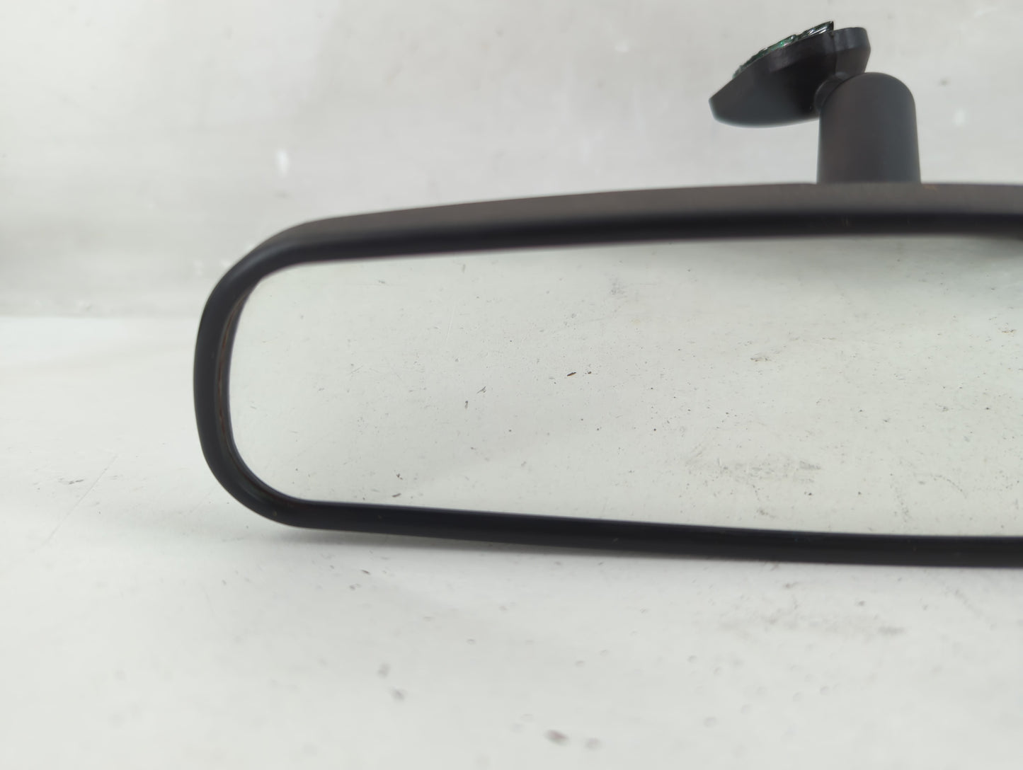 2007 Chrysler Voyager Interior Rear View Mirror Replacement OEM P/N:E8011681 Fits OEM Used Auto Parts - Oemusedautoparts1.co