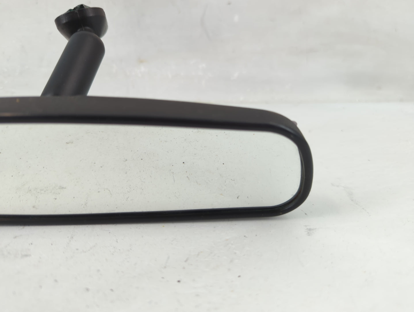 2007 Chrysler Voyager Interior Rear View Mirror Replacement OEM P/N:E8011681 Fits OEM Used Auto Parts - Oemusedautoparts1.co