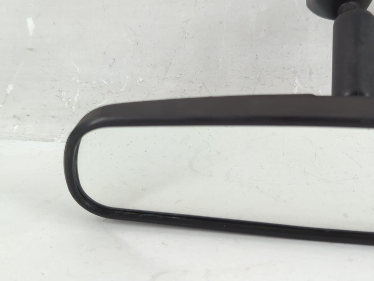 2007 Chrysler Voyager Interior Rear View Mirror Replacement OEM P/N:E8011681 Fits OEM Used Auto Parts - Oemusedautoparts1.co