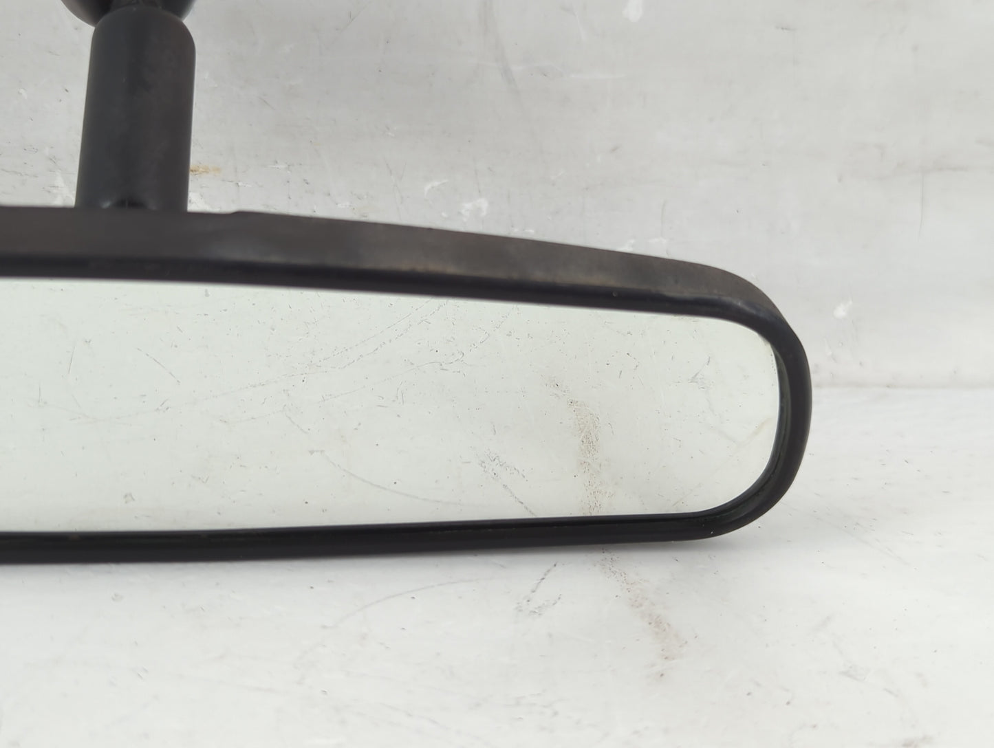 2007 Chrysler Voyager Interior Rear View Mirror Replacement OEM P/N:E8011681 Fits OEM Used Auto Parts - Oemusedautoparts1.co
