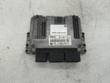 2007 Coop Coop PCM Engine Control Computer ECU ECM PCU OEM P/N:0261S04162 DME 7 640 205, 030124100 Fits OEM Used Auto Parts 