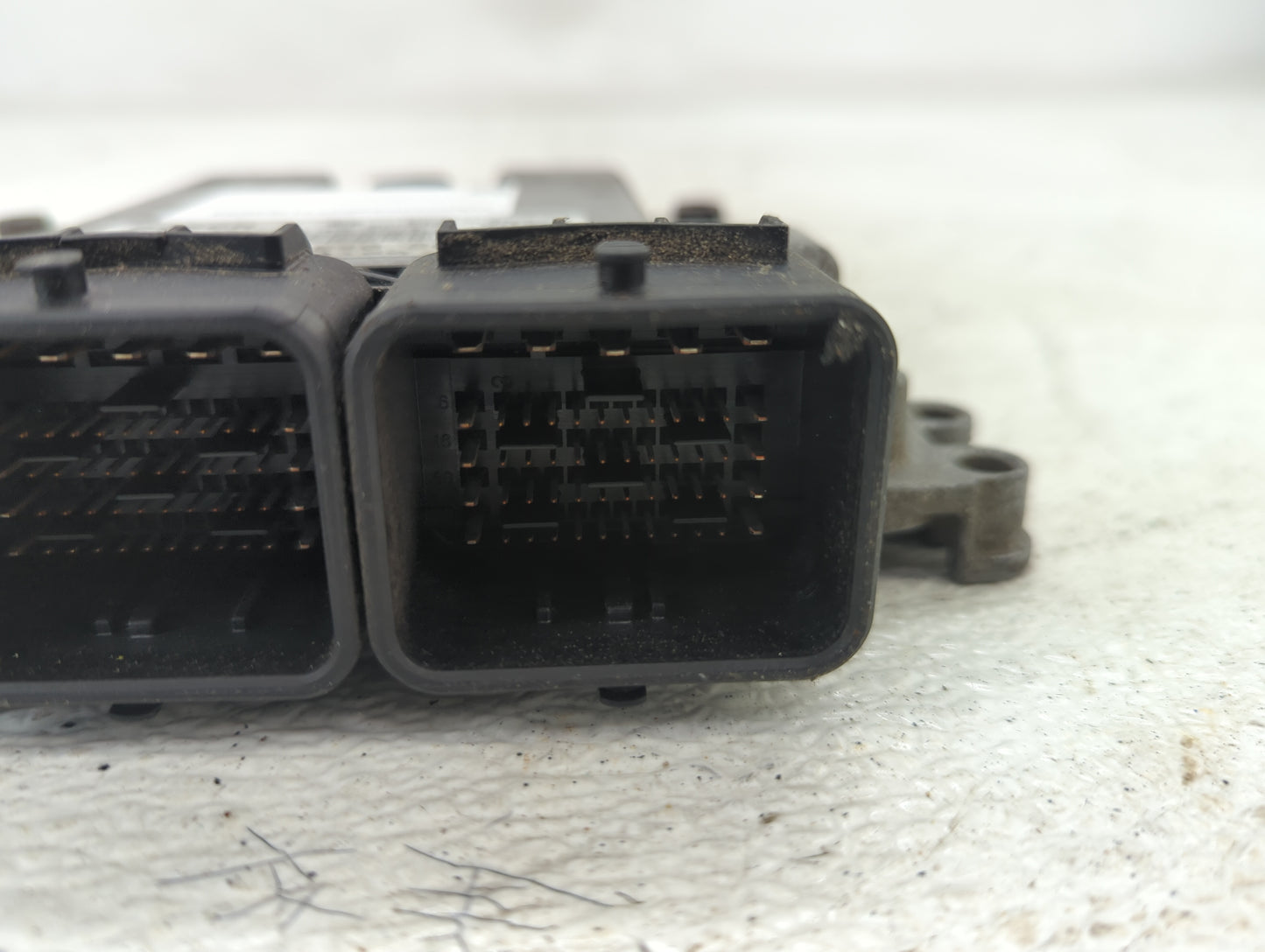2007 Coop Coop PCM Engine Control Computer ECU ECM PCU OEM P/N:0261S04162 DME 7 640 205, 030124100 Fits OEM Used Auto Parts 