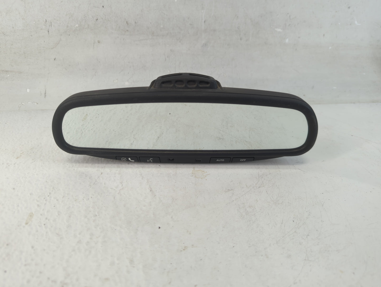 2007 Dodge Aspen Interior Rear View Mirror Replacement OEM P/N:E11015622 Fits OEM Used Auto Parts - Oemusedautoparts1.com