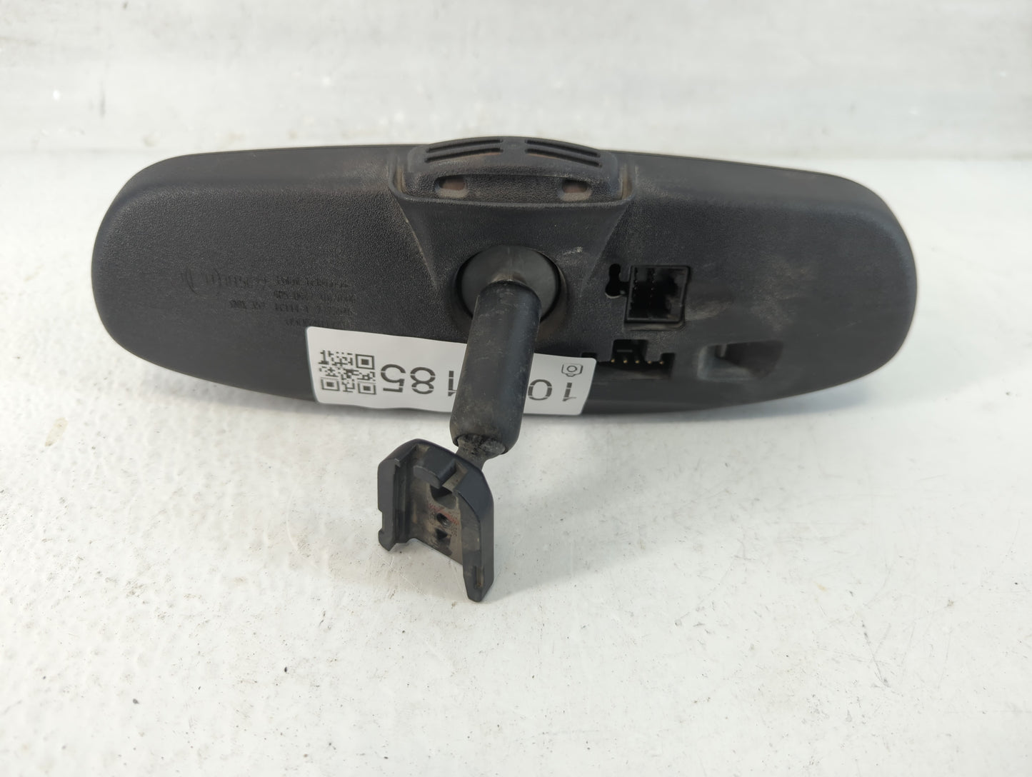 2007 Dodge Aspen Interior Rear View Mirror Replacement OEM P/N:E11015622 Fits OEM Used Auto Parts - Oemusedautoparts1.com