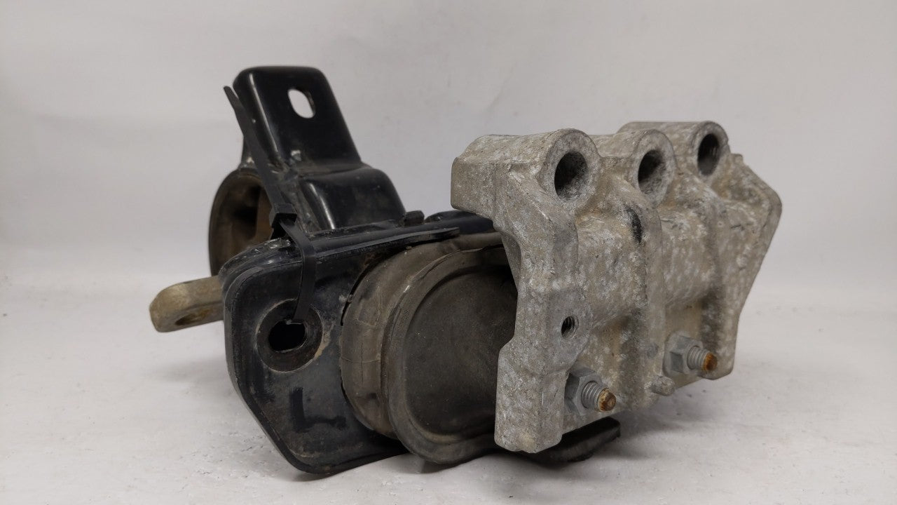 2007 Dodge Avenger Engine Gearbox Motor Mount - Oemusedautoparts1.com