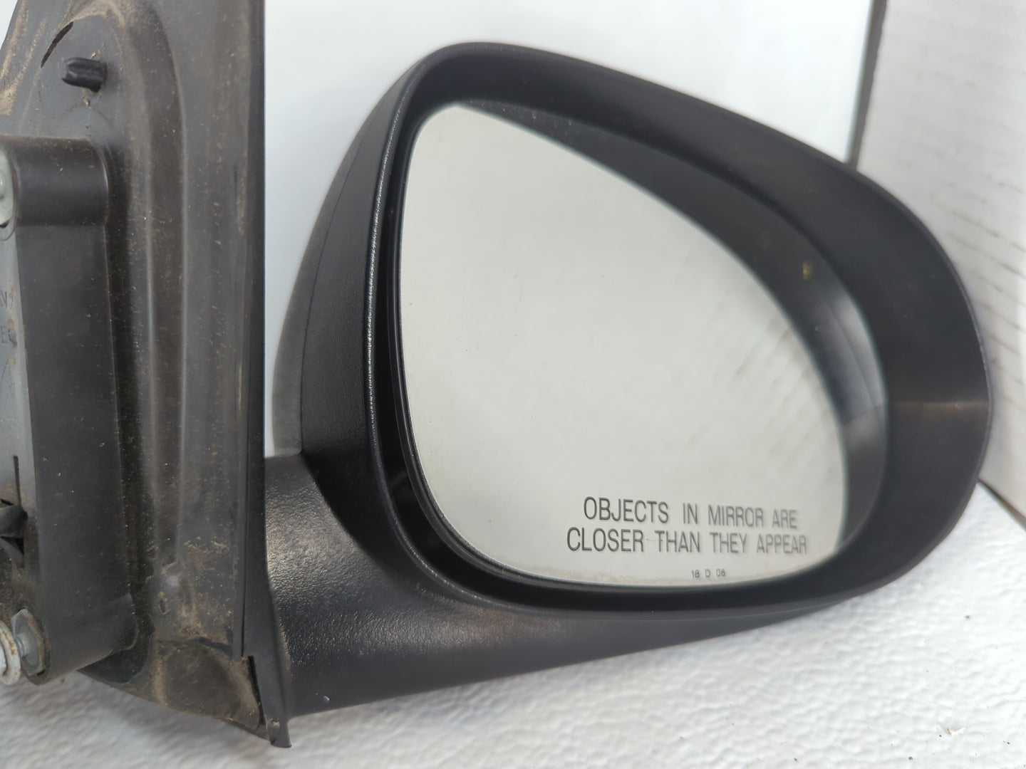 2007-2012 Dodge Caliber Passenger Side View Mirror - Right Door Mirror OEM Used - Oemusedautoparts1.com