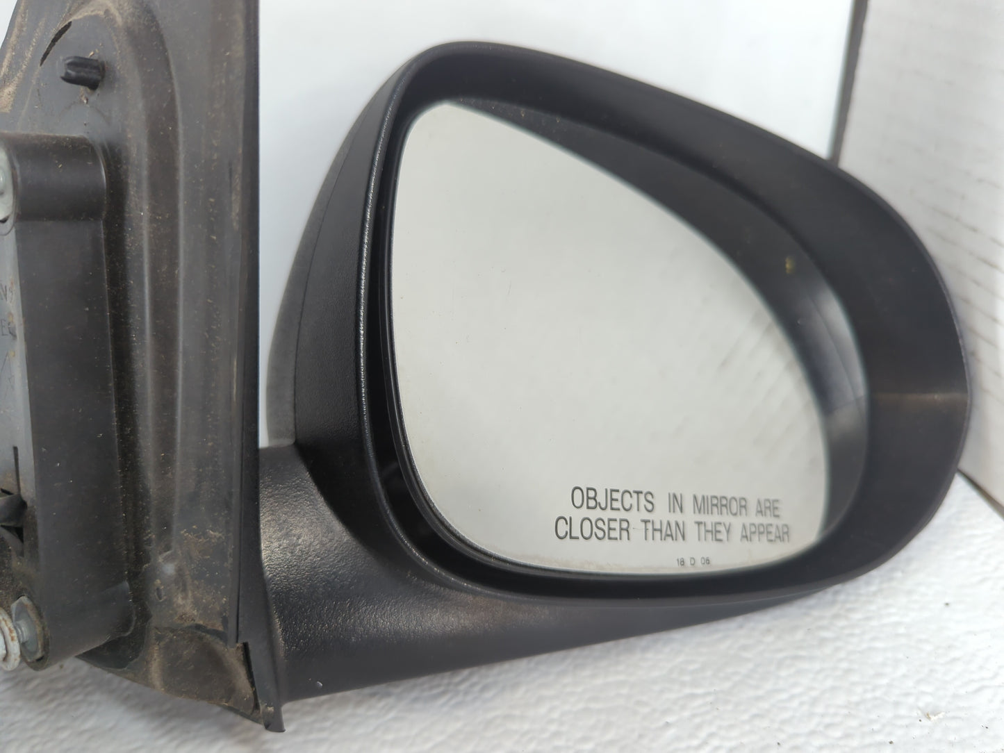 2007-2012 Dodge Caliber Passenger Side View Mirror - Right Door Mirror OEM Used - Oemusedautoparts1.com