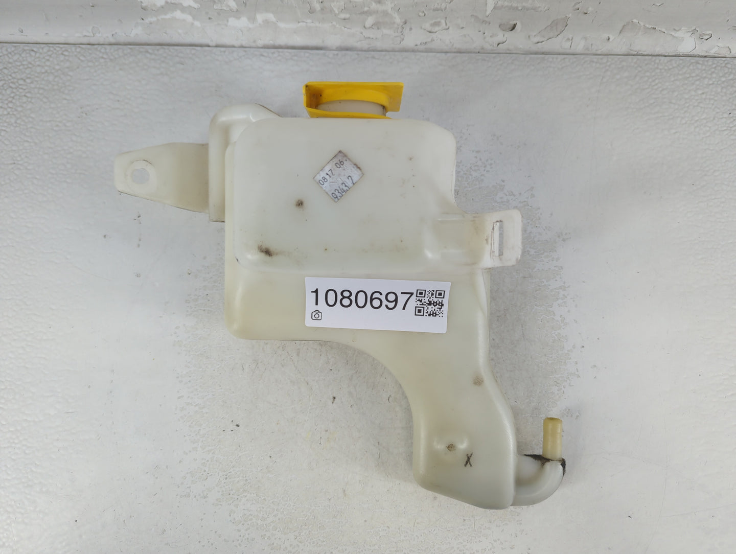 2007-2012 Dodge Caliber Windshield Washer Fluid Reservoir Bottle Oem - Oemusedautoparts1.com