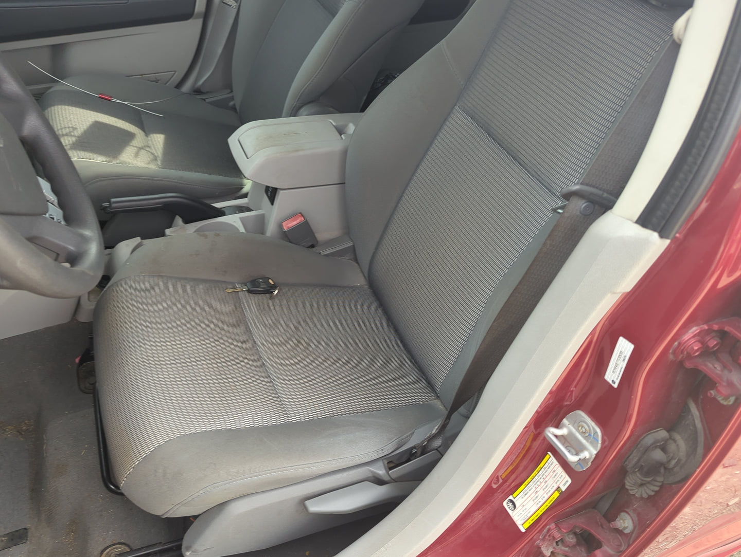 2007-2007 Dodge Caliber Driver Front Seat Oem - Oemusedautoparts1.com
