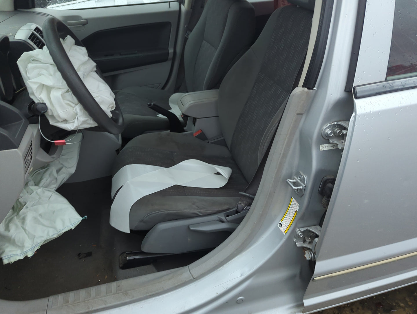 2007-2007 Dodge Caliber Driver Front Seat Oem - Oemusedautoparts1.com
