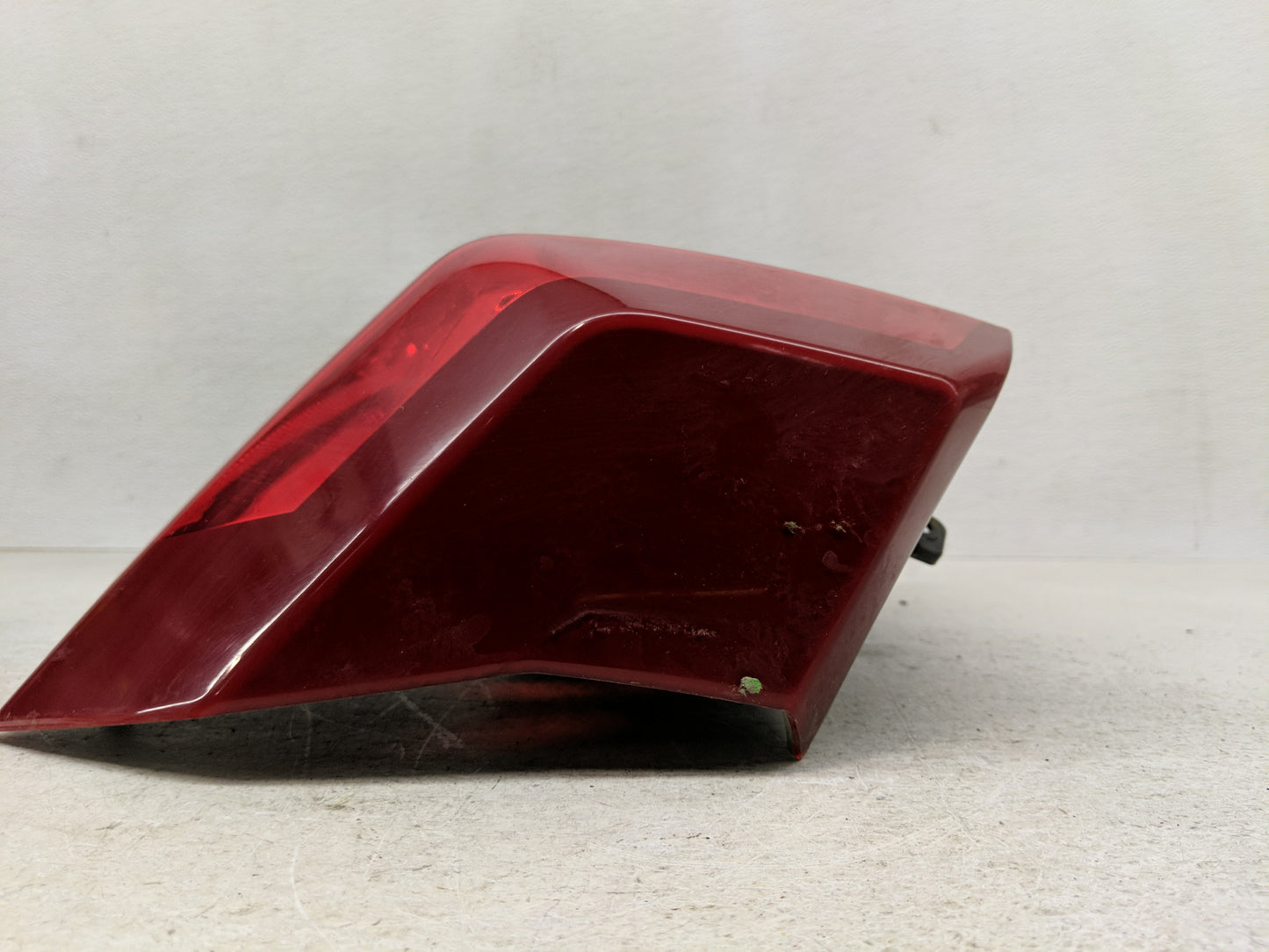 2007 Dodge Caliber Tail Light Assembly Passenger Right OEM P/N:0530388CA 05303752 A Fits OEM Used Auto Parts - Oemusedautopa