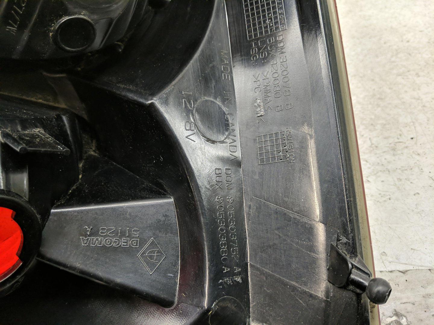 2007 Dodge Caliber Tail Light Assembly Passenger Right OEM P/N:0530388CA 05303752 A Fits OEM Used Auto Parts - Oemusedautopa