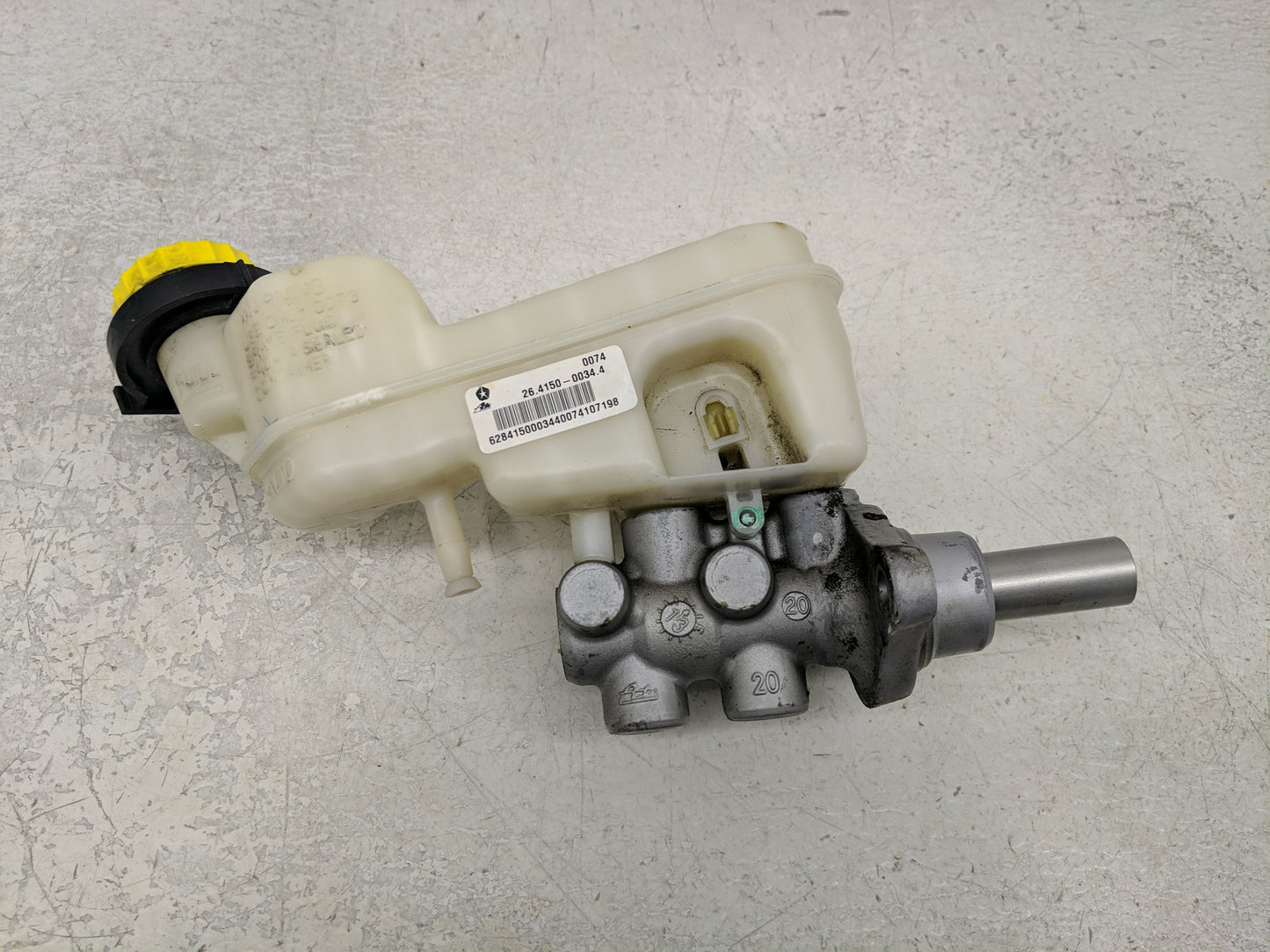 2007-2012 Dodge Caliber Brake Master Cylinder 1312063 - Oemusedautoparts1.com