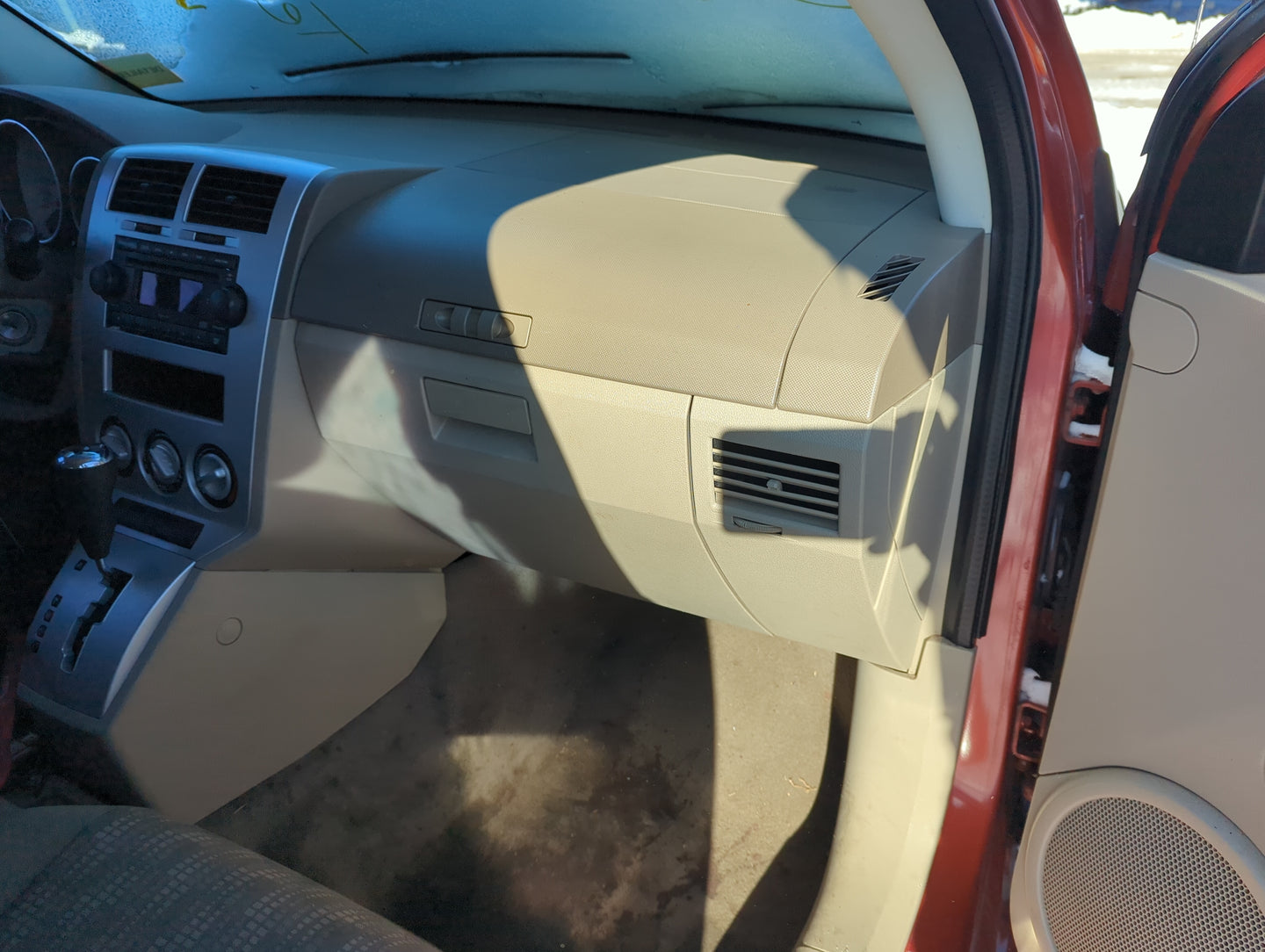 2007 Dodge Caliber Passenger Glove Box Door Storage Compartment 1323150 - Oemusedautoparts1.com