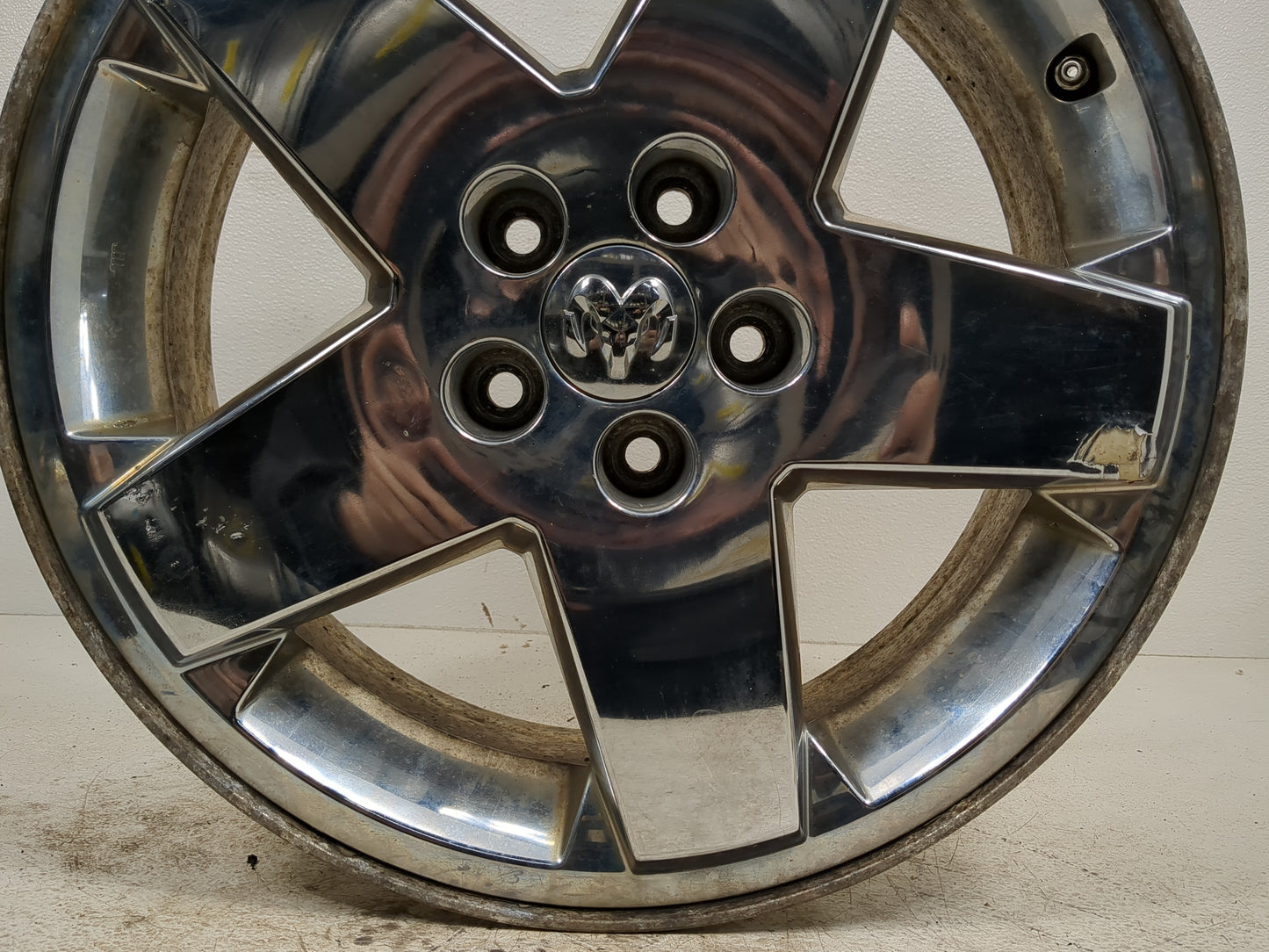 2007-2012 Dodge Caliber Oem Wheel Rim 1325314 - Oemusedautoparts1.com