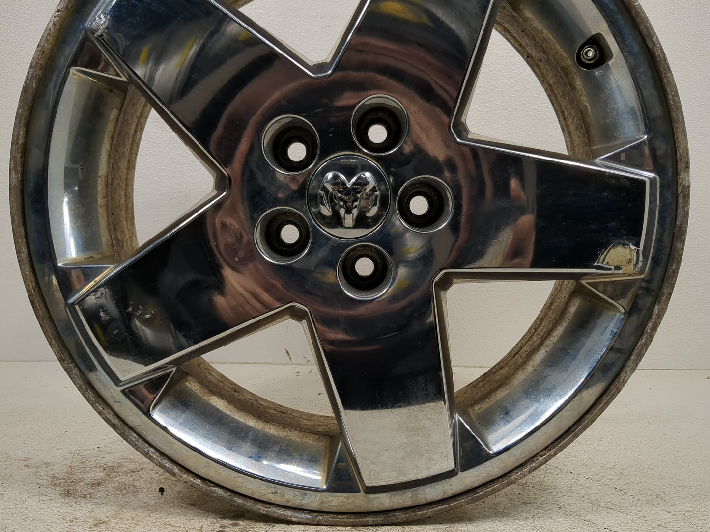 2007-2012 Dodge Caliber Oem Wheel Rim 1325314 - Oemusedautoparts1.com