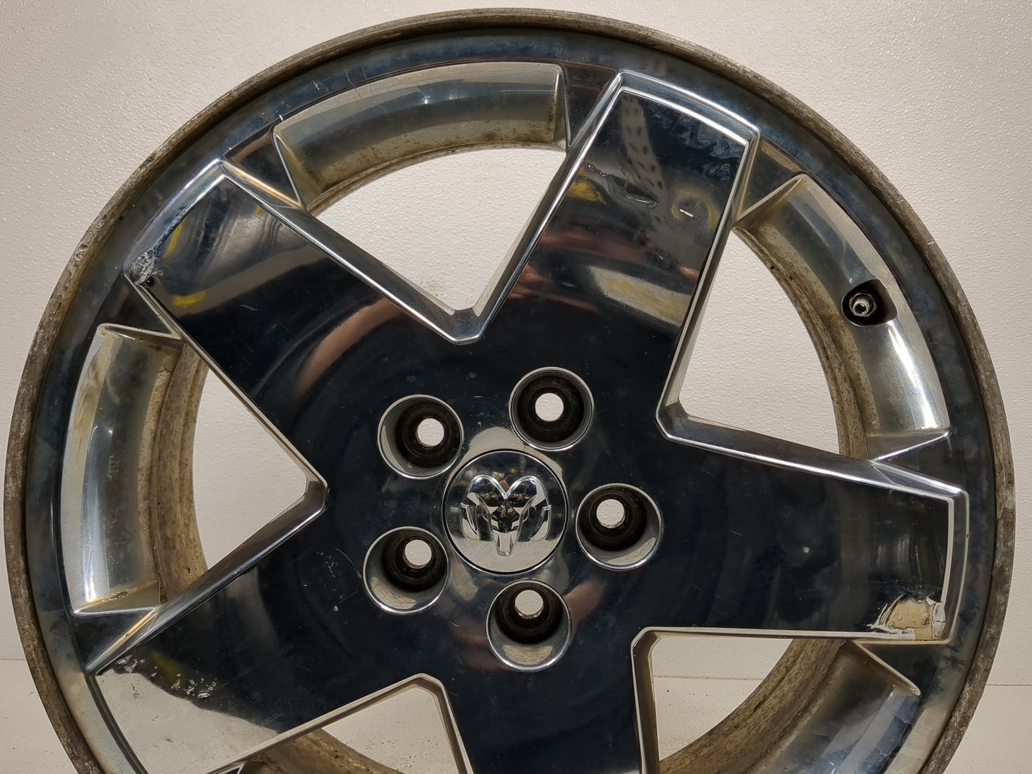 2007-2012 Dodge Caliber Oem Wheel Rim 1325314 - Oemusedautoparts1.com