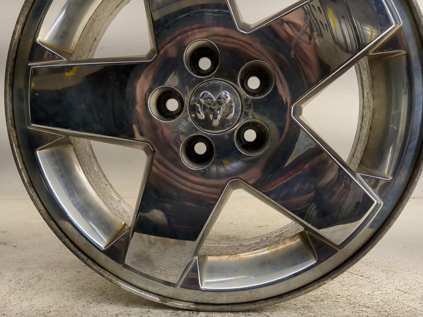 2007-2012 Dodge Caliber Oem Wheel Rim 1325316 - Oemusedautoparts1.com