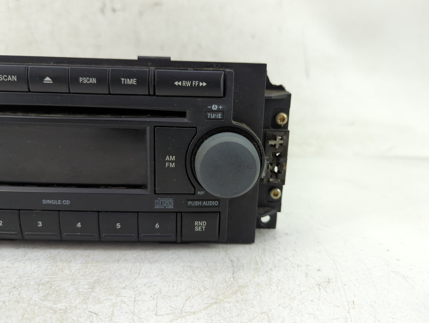2007-2009 Dodge Caliber Radio AM FM Cd Player Receiver Replacement P/N:P05064173AI Fits Fits 2004 2005 2006 2007 2008 2009 2
