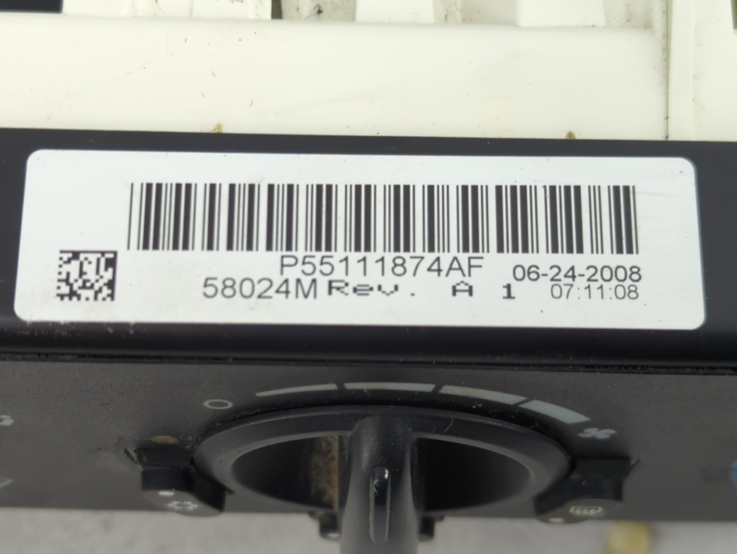 2007-2009 Dodge Caliber Climate Control Module Temperature AC/Heater Replacement P/N:P55111874AF Fits Fits 2007 2008 2009 OE
