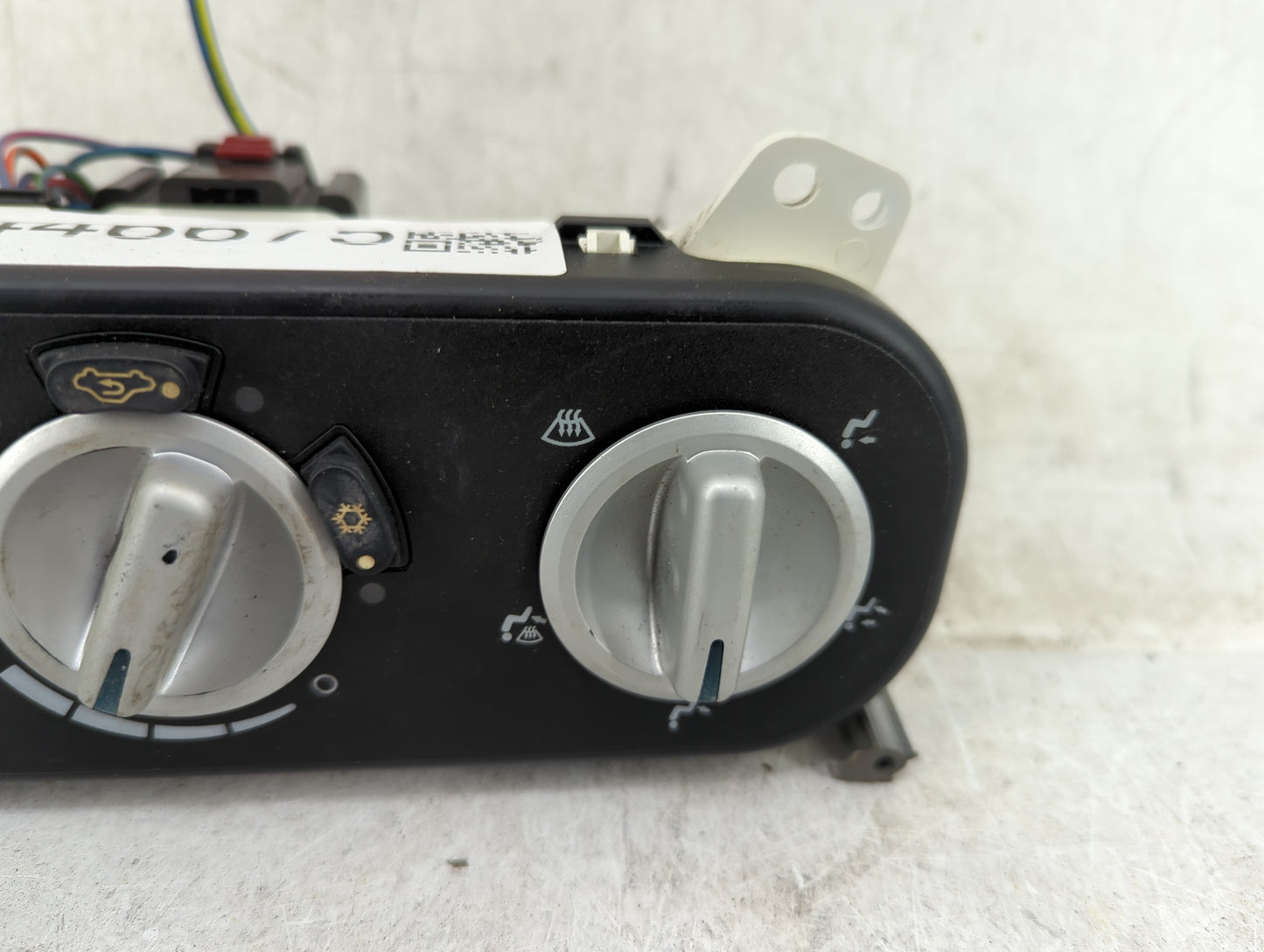 2007-2009 Dodge Caliber Climate Control Module Temperature AC/Heater Replacement P/N:P55111847AD Fits Fits 2007 2008 2009 OE