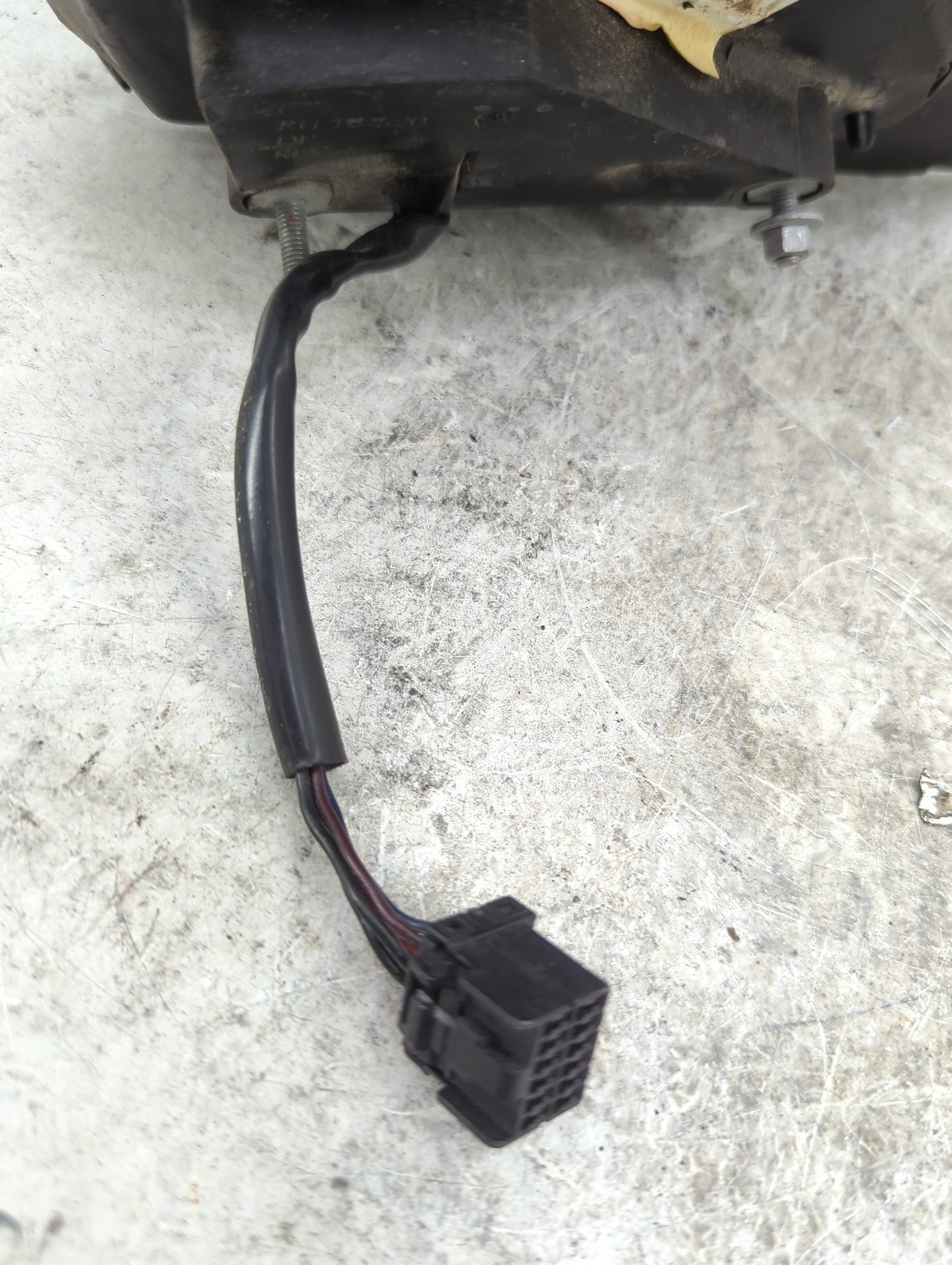2007-2012 Dodge Caliber Passenger Side View Mirror - Right Door Mirror OEM Used - Oemusedautoparts1.com