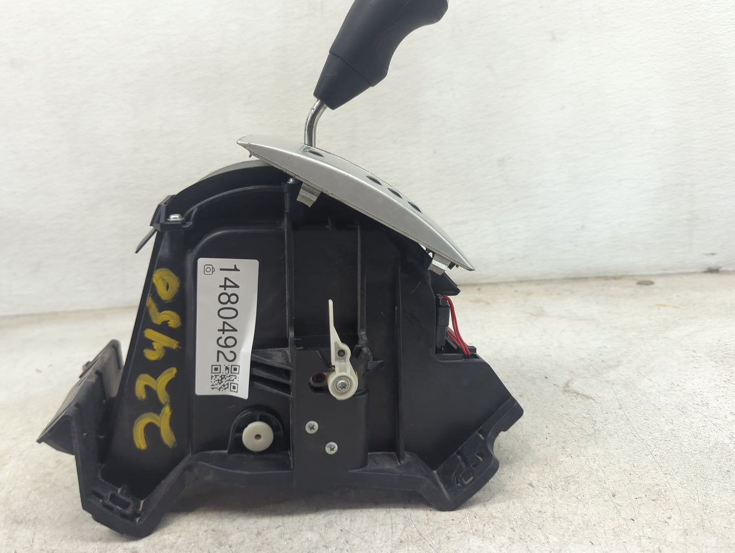 2007 Dodge Caliber Floor Console Assembly Shifter - Oemusedautoparts1.com