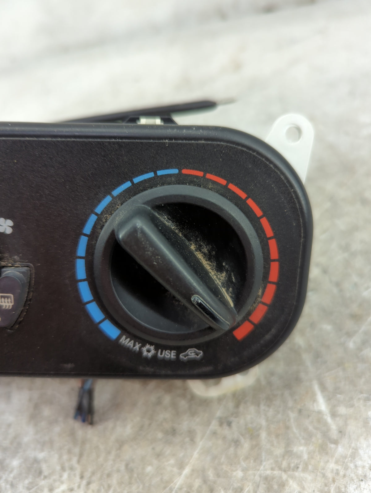 2007-2009 Dodge Caliber Climate Control Module Temperature AC/Heater Replacement P/N:P55111874AC Fits Fits 2007 2008 2009 OE