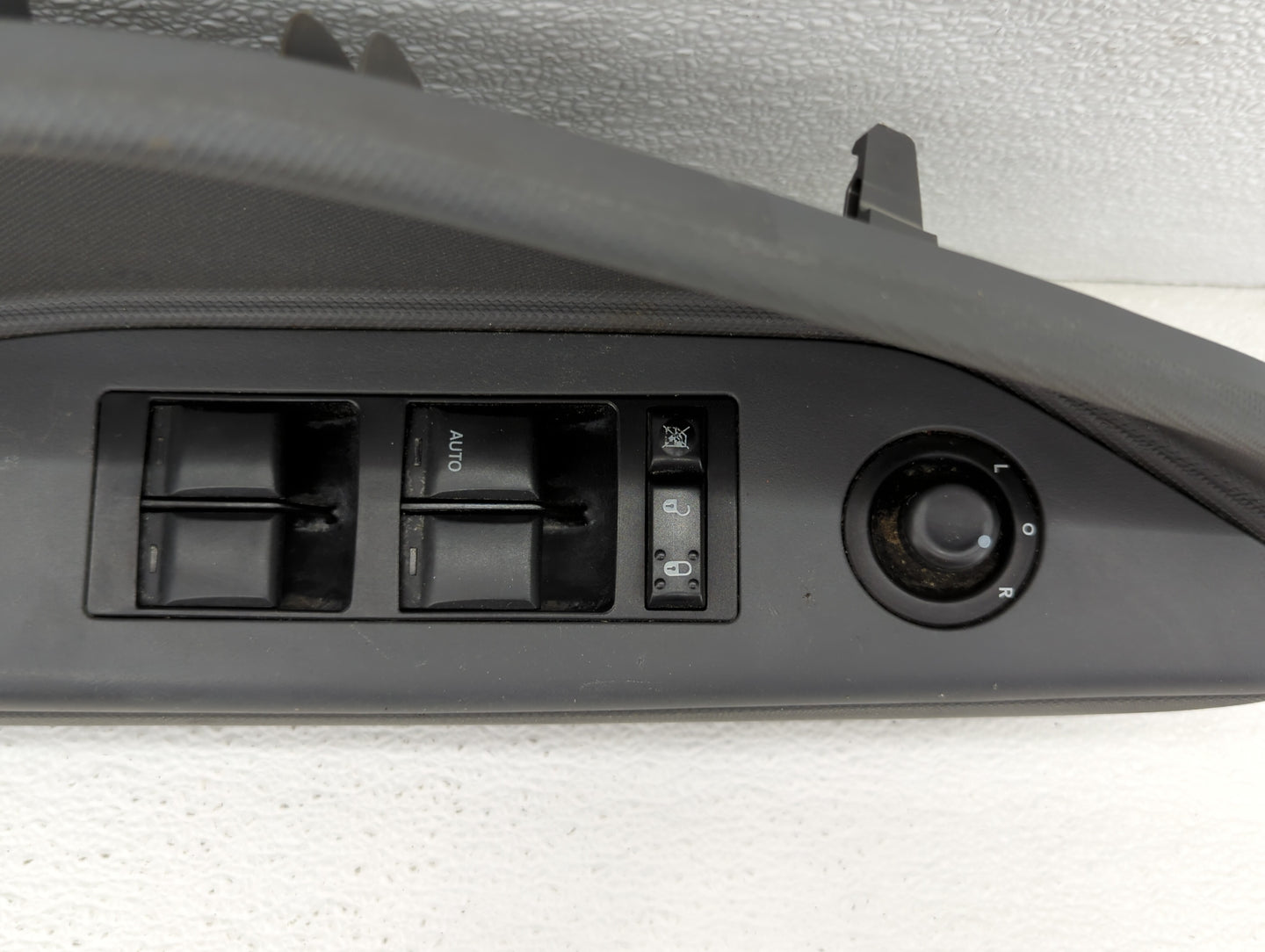 2007-2010 Dodge Caliber Master Power Window Switch Replacement Driver Side Left P/N:56040691AD Fits Fits 2007 2008 2009 2010