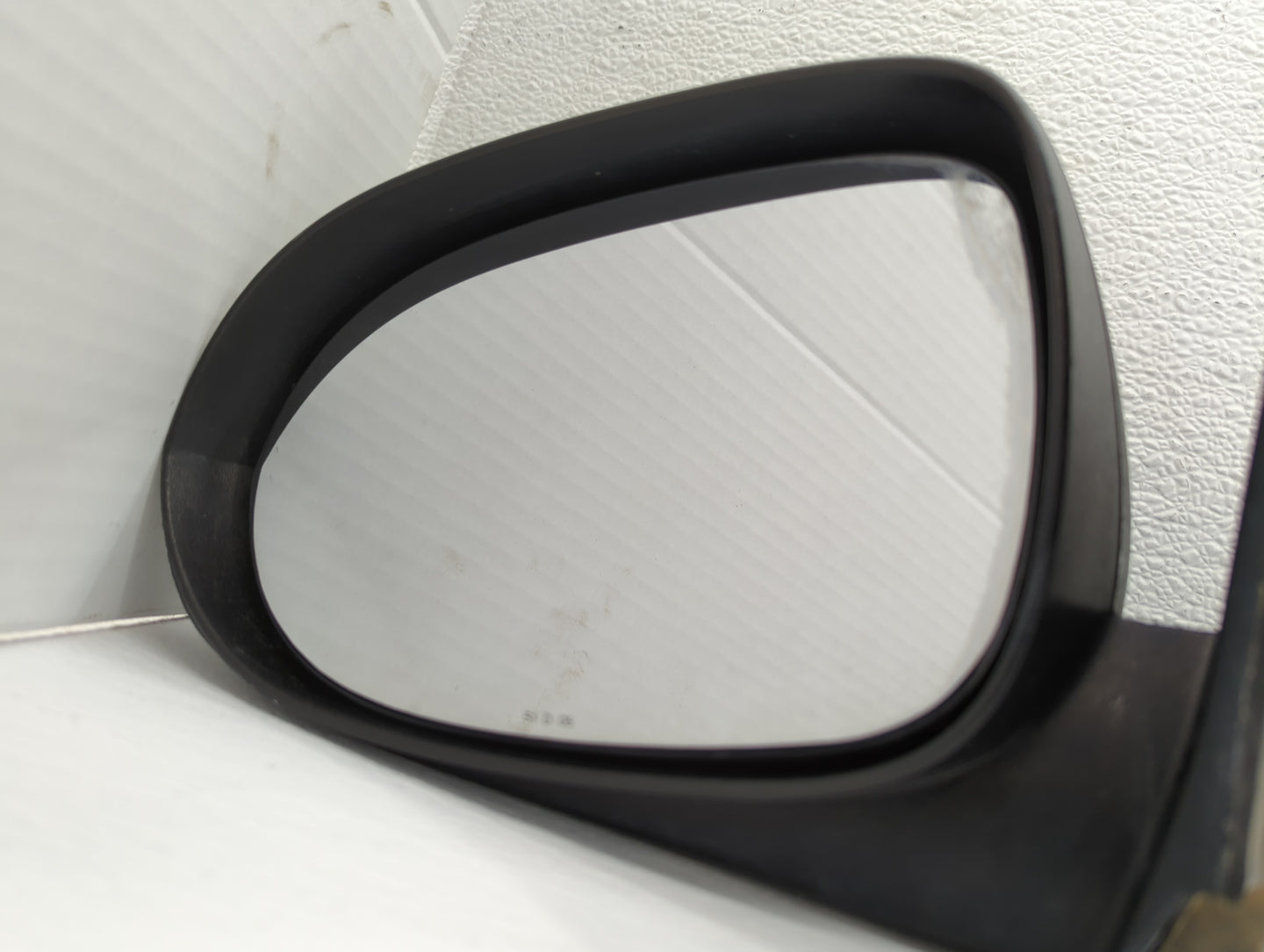 2007-2012 Dodge Caliber Driver Side View Mirror - Left Door Mirror OEM Used - Oemusedautoparts1.com