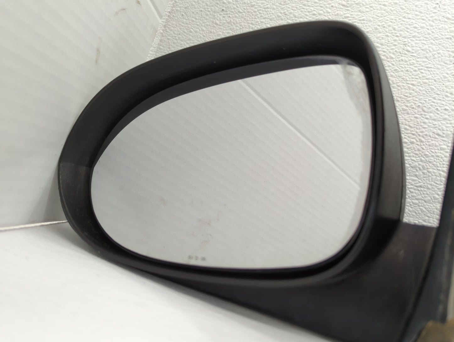 2007-2012 Dodge Caliber Driver Side View Mirror - Left Door Mirror OEM Used - Oemusedautoparts1.com