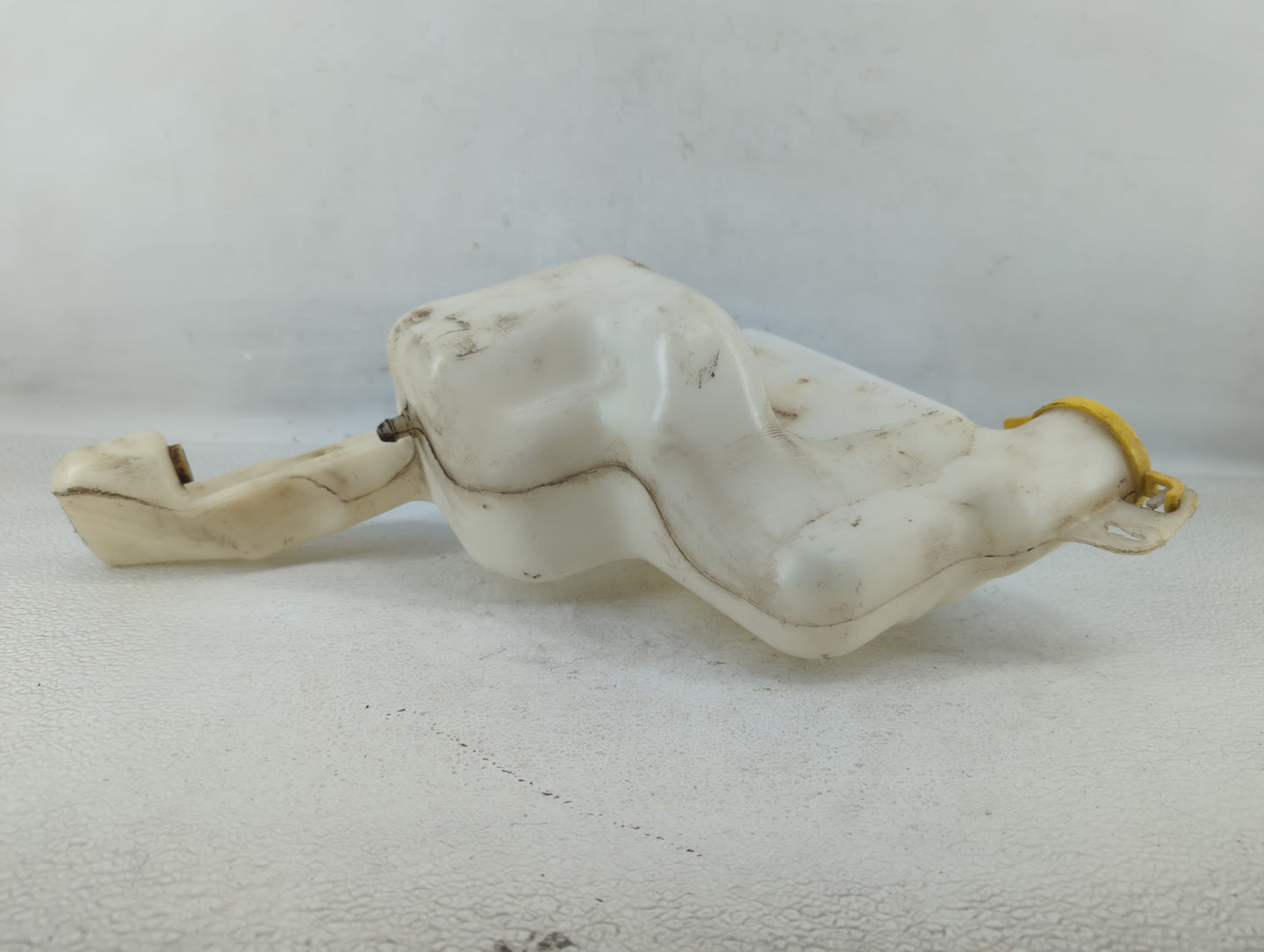 2007-2012 Dodge Caliber Windshield Washer Fluid Reservoir Bottle Oem - Oemusedautoparts1.com