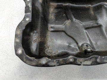2007-2012 Dodge Caliber Engine Oil Pan P/N:665AEE107 Fits OEM Used Auto Parts