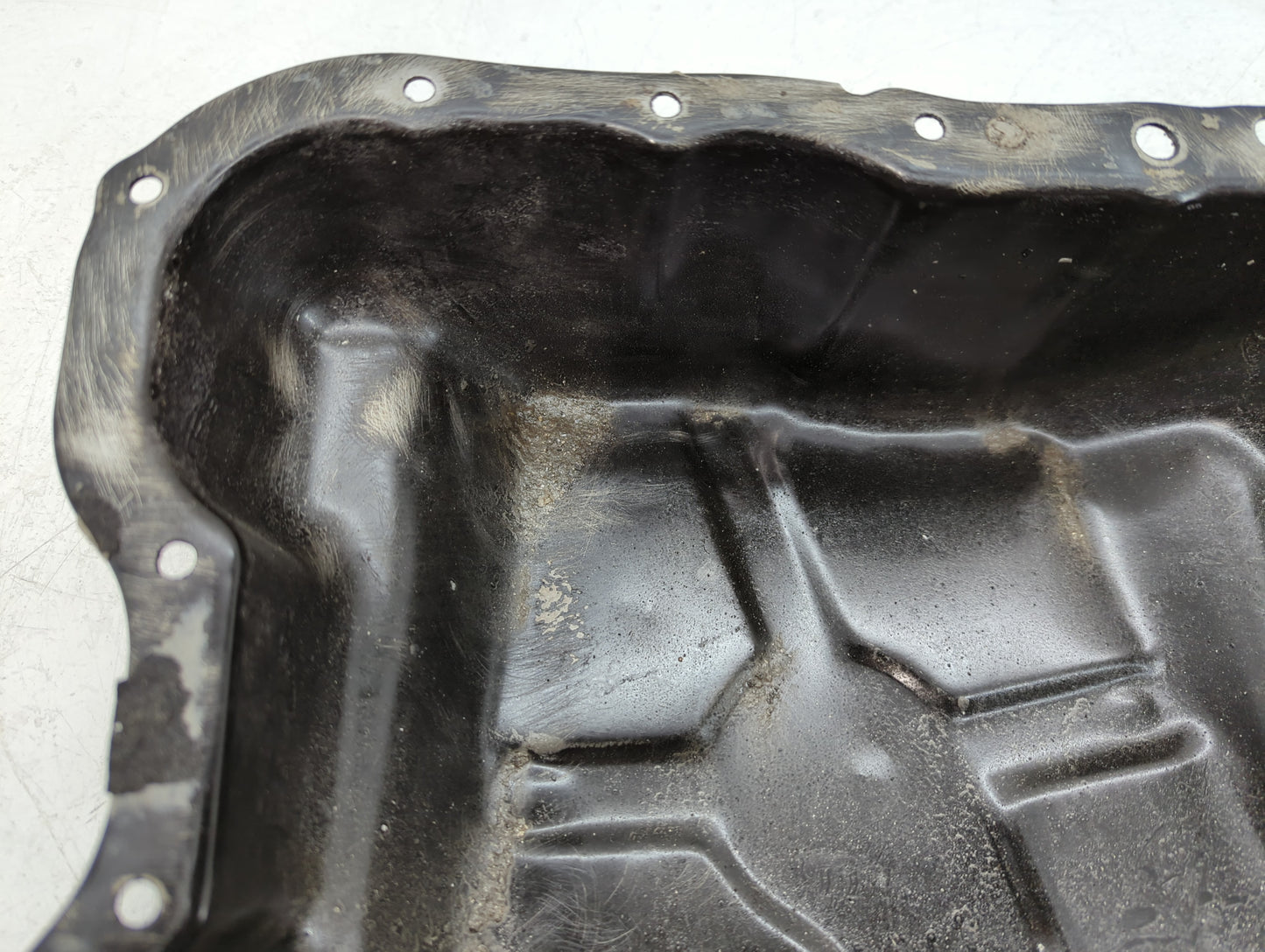 2007-2012 Dodge Caliber Engine Oil Pan P/N:665AEE107 Fits OEM Used Auto Parts - Oemusedautoparts1.com