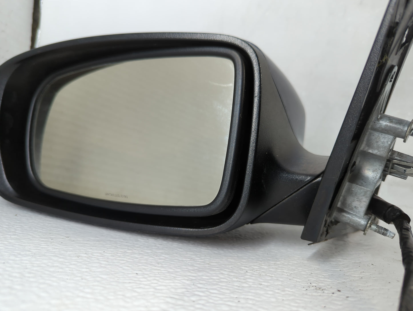 2007-2012 Dodge Caliber Driver Side View Mirror - Left Door Mirror OEM Used - Oemusedautoparts1.com