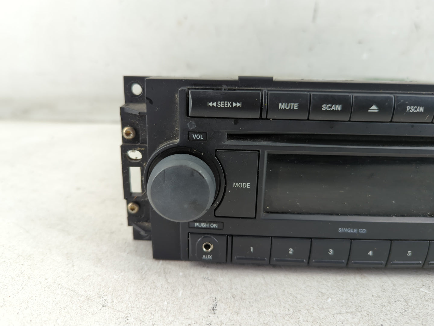 2007-2009 Dodge Caliber Radio AM FM Cd Player Receiver Replacement P/N:P05064173AH Fits Fits 2004 2005 2006 2007 2008 2009 2