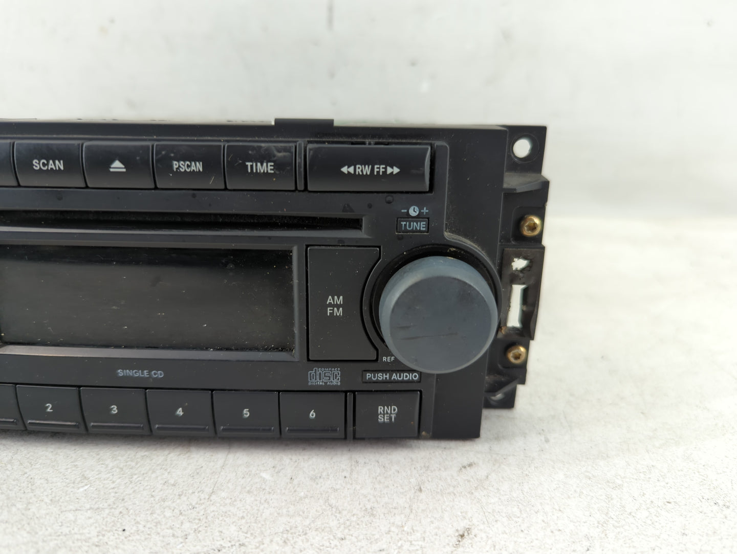 2007-2009 Dodge Caliber Radio AM FM Cd Player Receiver Replacement P/N:P05064173AH Fits Fits 2004 2005 2006 2007 2008 2009 2