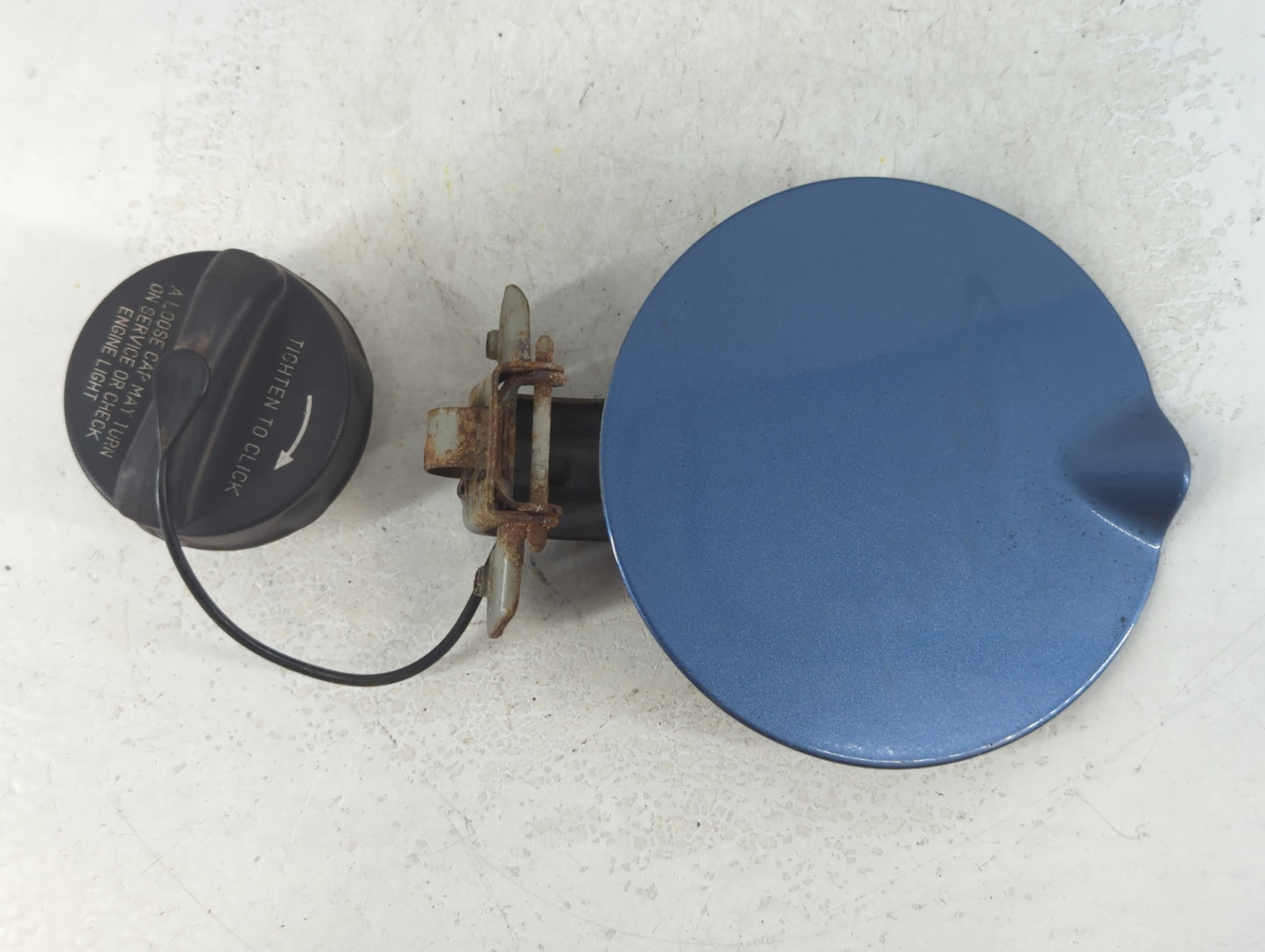 2007 Dodge Caliber Fuel Tank Door Lid Gas Tank Blue - Oemusedautoparts1.com