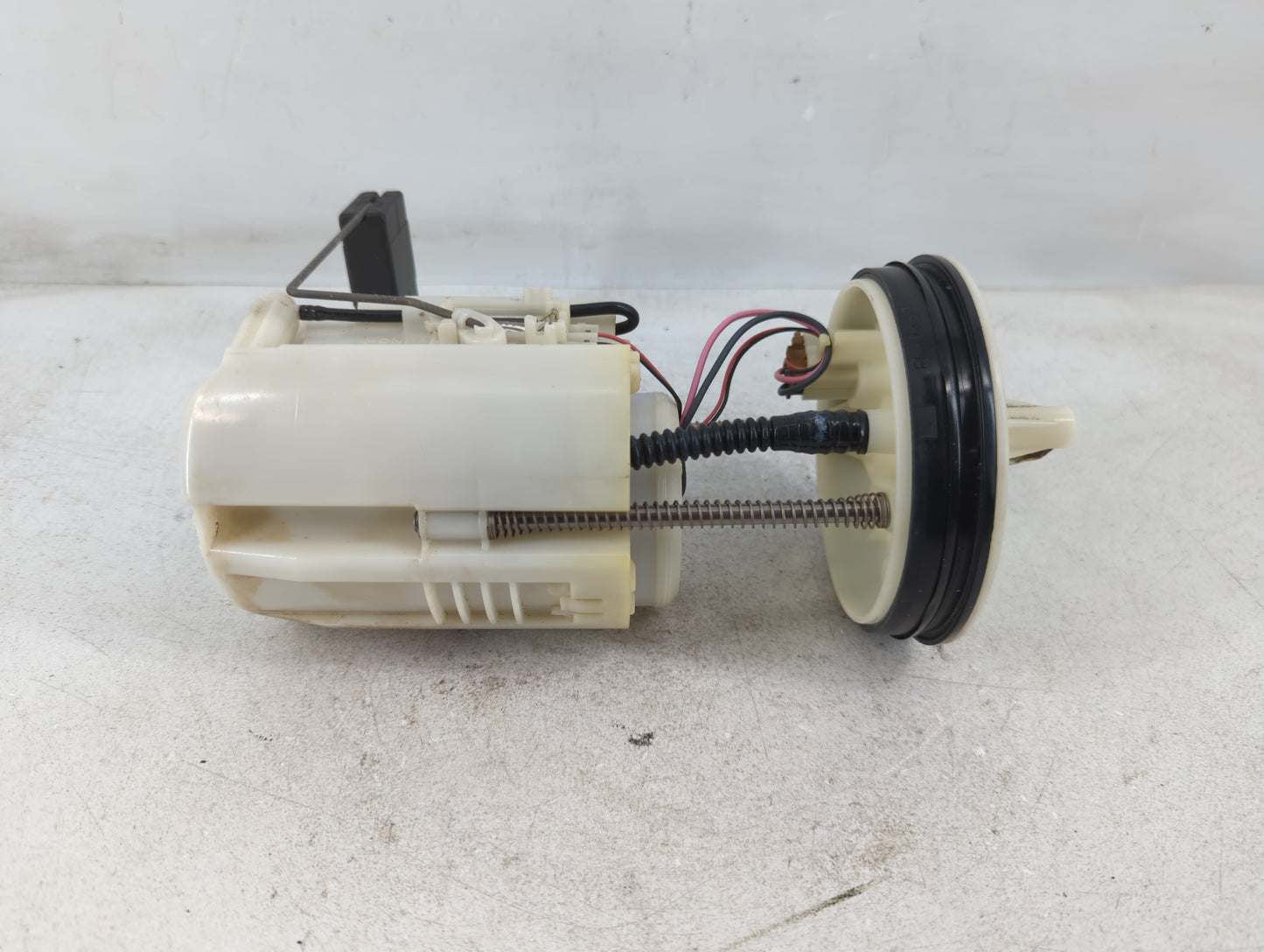 2007-2012 Dodge Caliber Electrical Gas Fuel Pump Assembly - Oemusedautoparts1.com