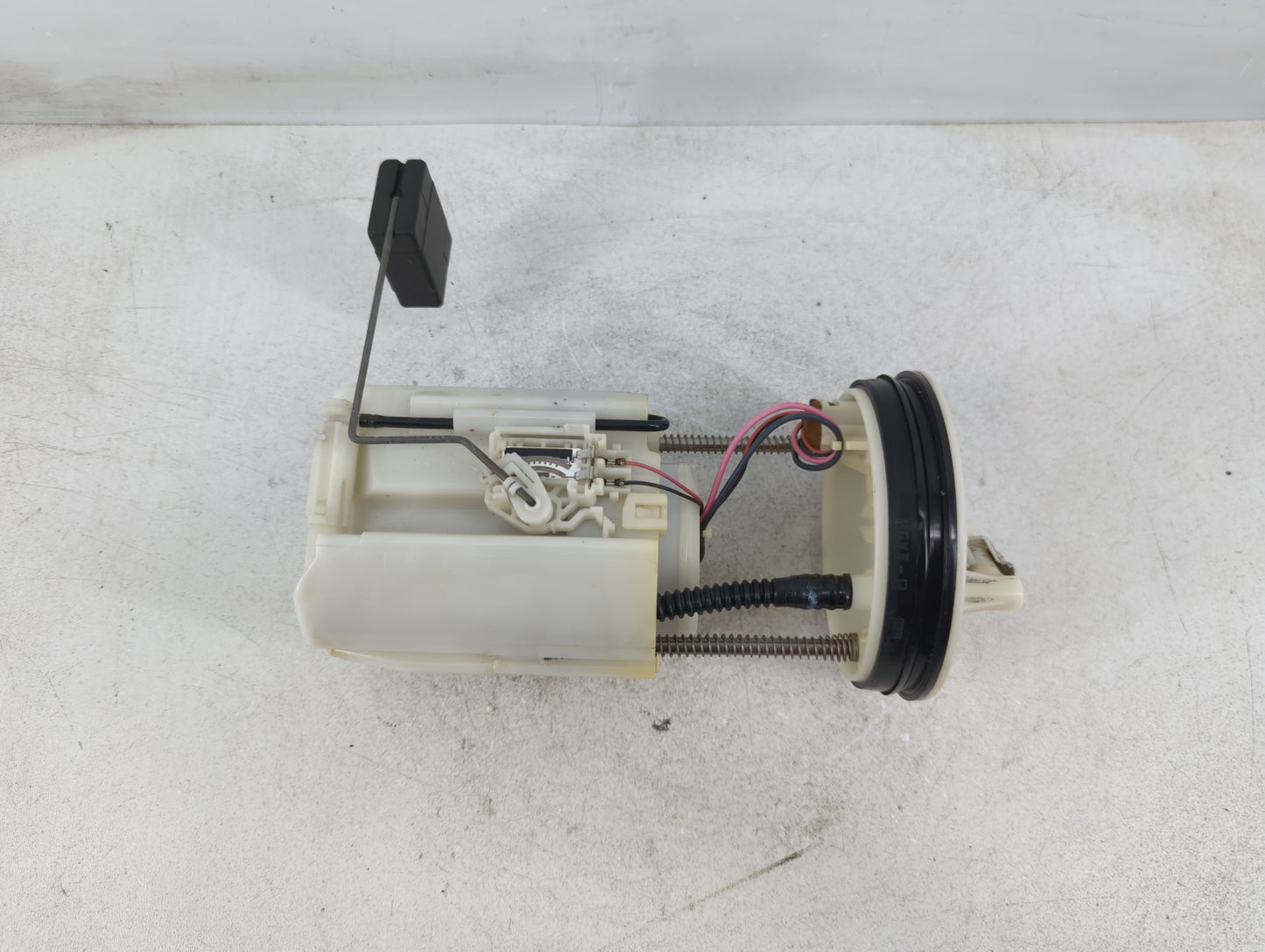 2007-2012 Dodge Caliber Electrical Gas Fuel Pump Assembly - Oemusedautoparts1.com