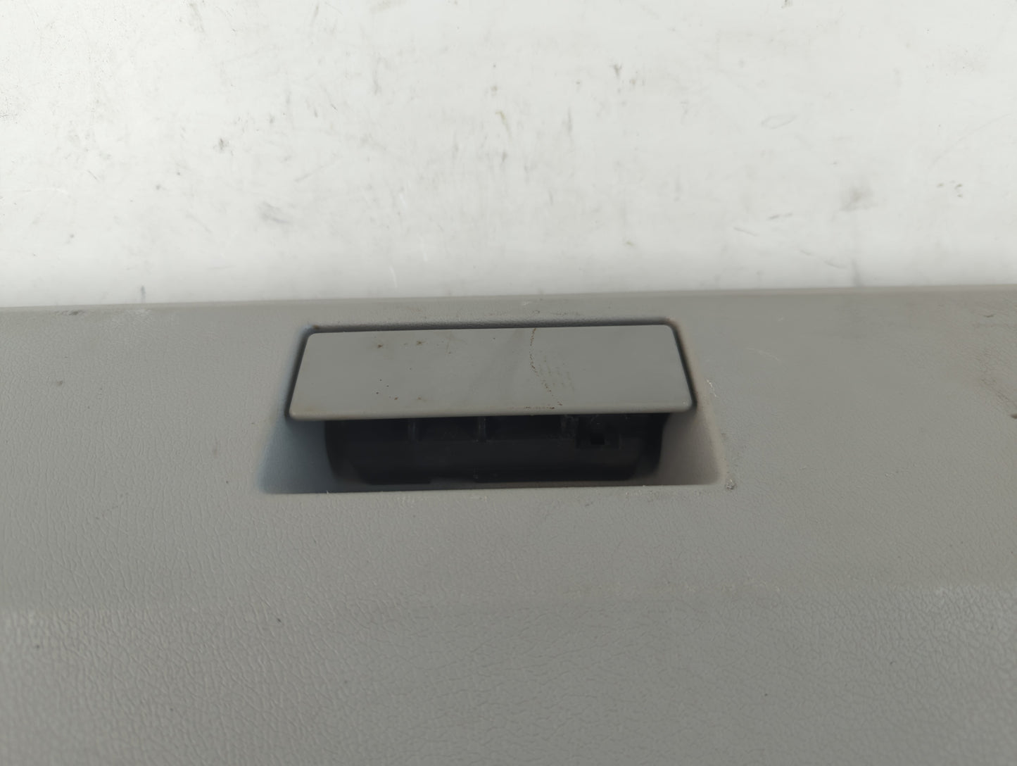 2007 Dodge Caliber Passenger Glove Box Door Storage Compartment - Oemusedautoparts1.com
