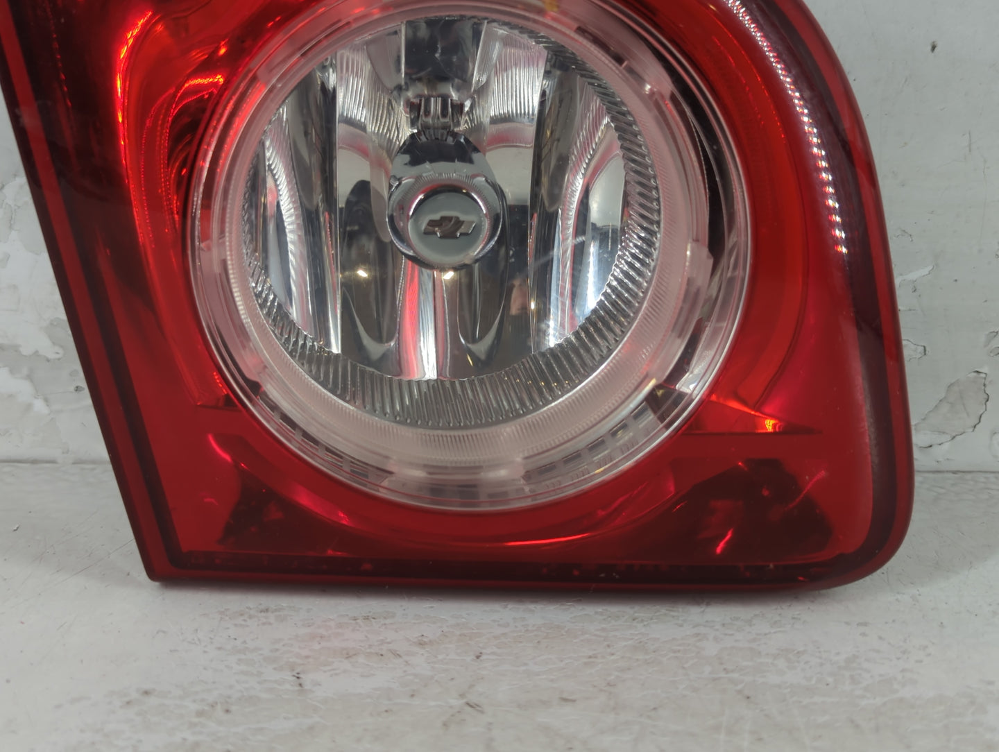 2004-2007 Dodge Caravan Tail Light Assembly Driver Left OEM P/N:15271120 Fits Fits 2004 2005 2006 2007 OEM Used Auto Parts -